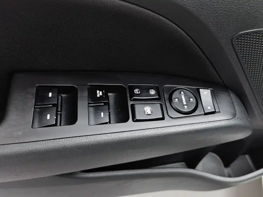 Hyundai Elantra 2016 1.6L AT Elite