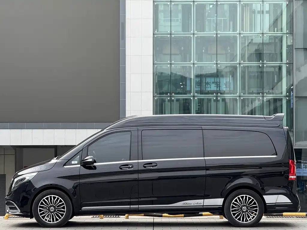 MERCEDES-BENZ V CLASS