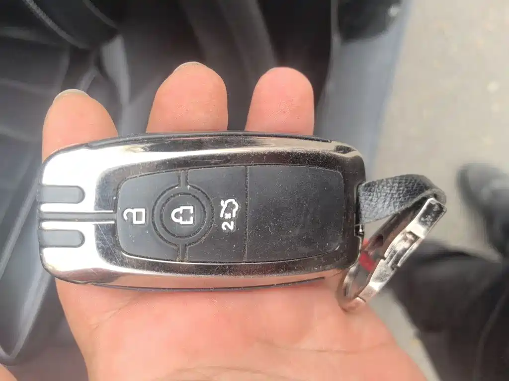 Ford Explorer — миниатюра 9