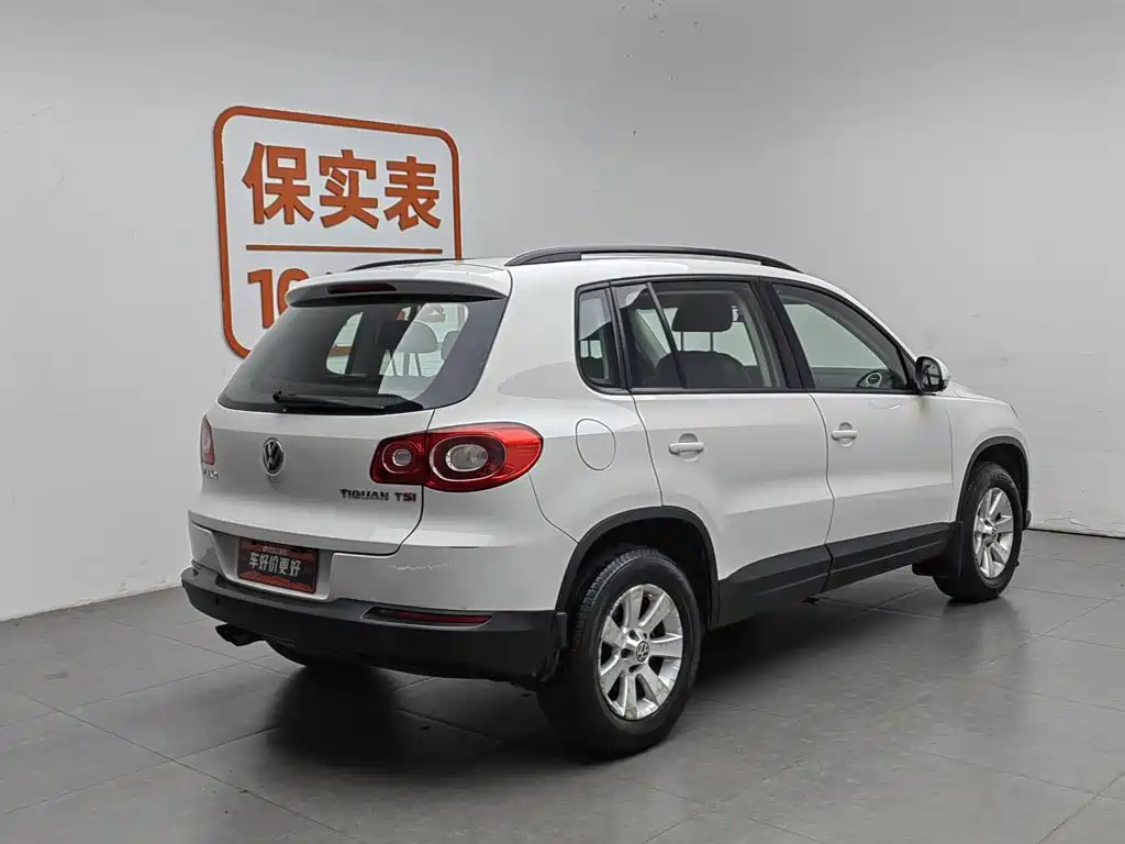 Volkswagen Tiguan 2012 1.8TSI AT