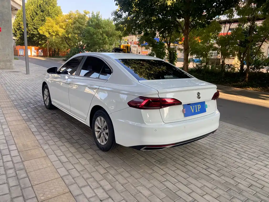 Volkswagen Bora — миниатюра 2