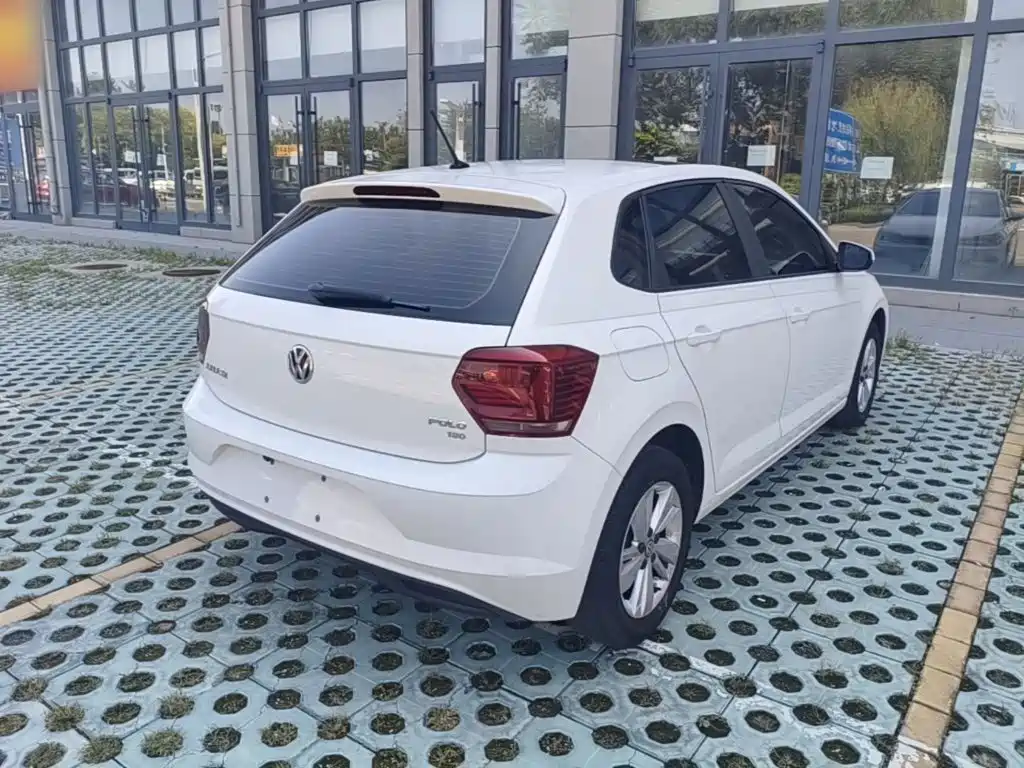 Volkswagen Polo — миниатюра 7