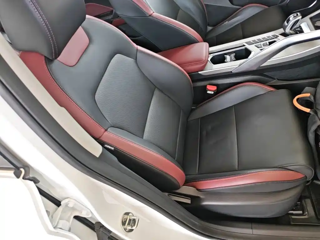 Geely Binyue — миниатюра 25