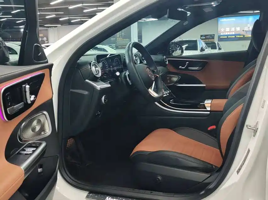 Mercedes-Benz C-Class — миниатюра 5
