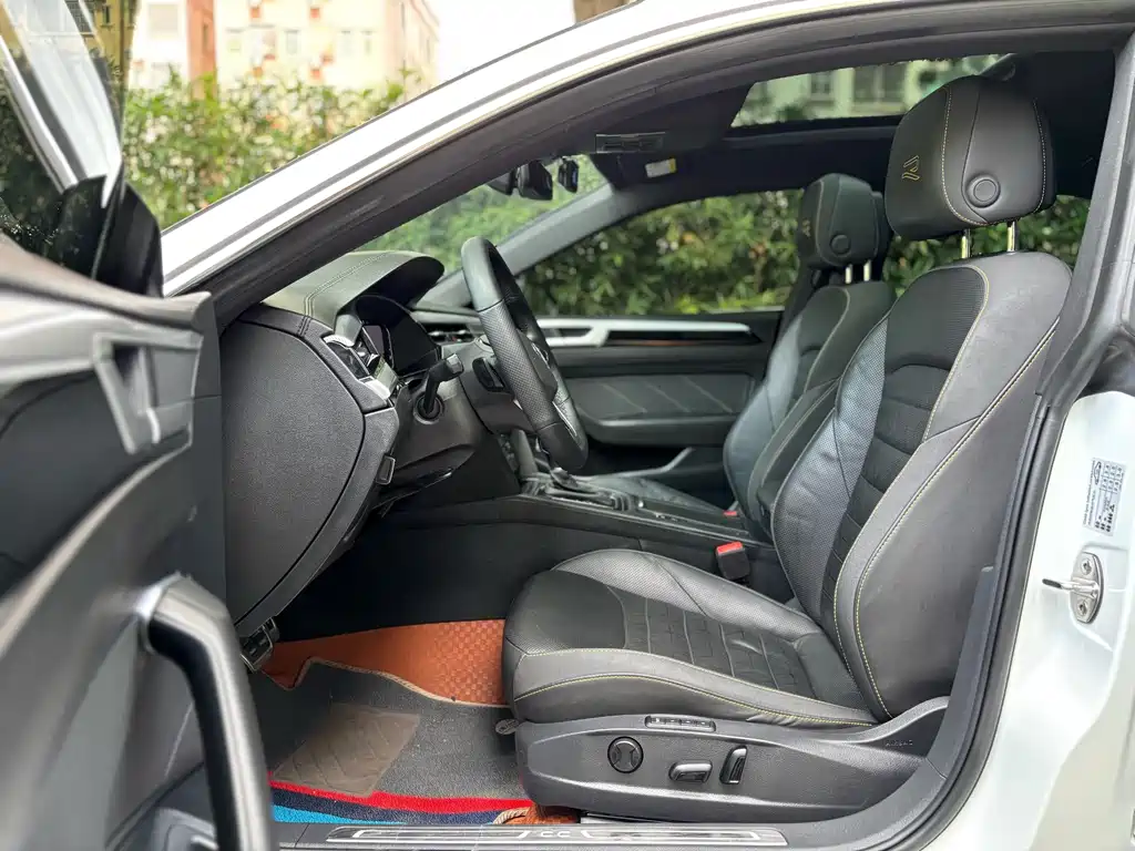 Volkswagen CC — миниатюра 8