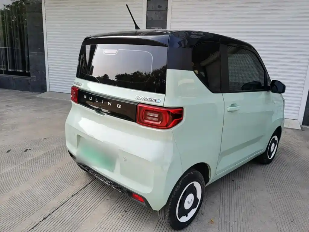 Wuling MINIEV — миниатюра 7