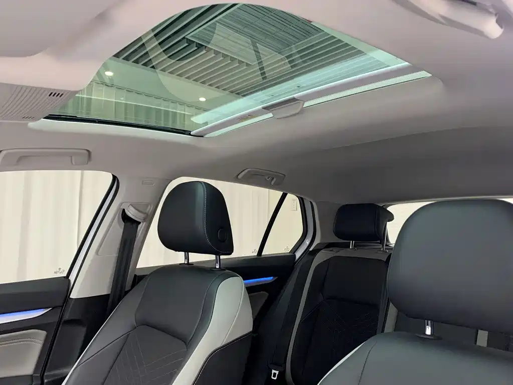 Volkswagen Golf — миниатюра 13