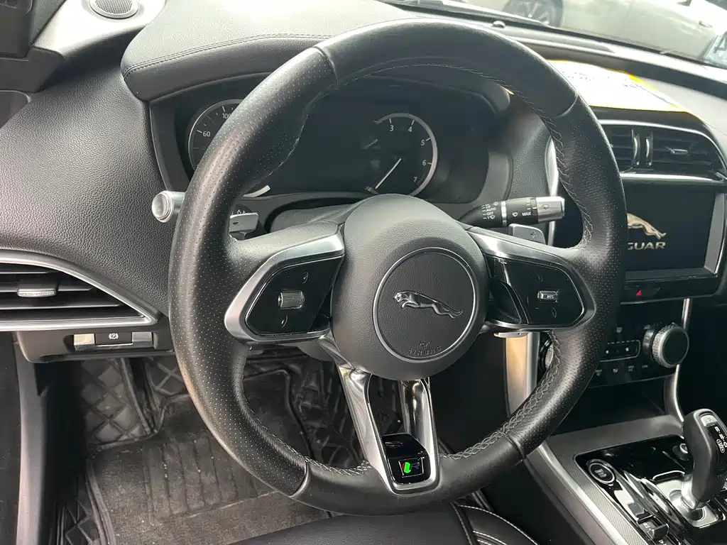 Jaguar XEL — миниатюра 10