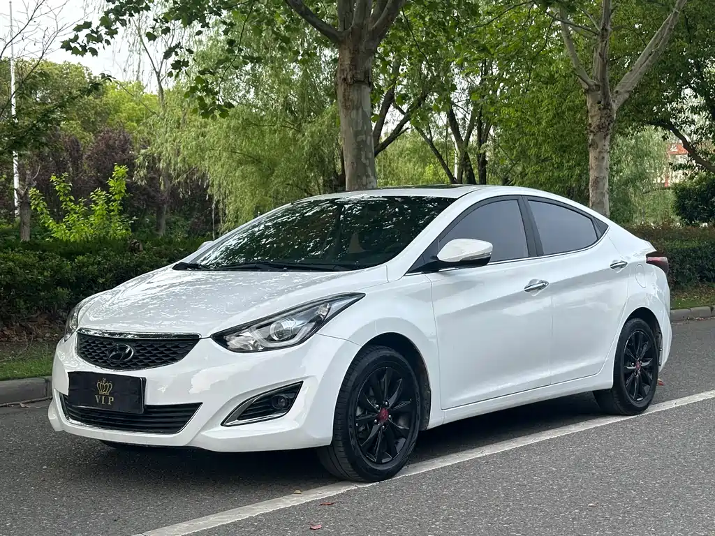 Купить Hyundai Elantra Langdong