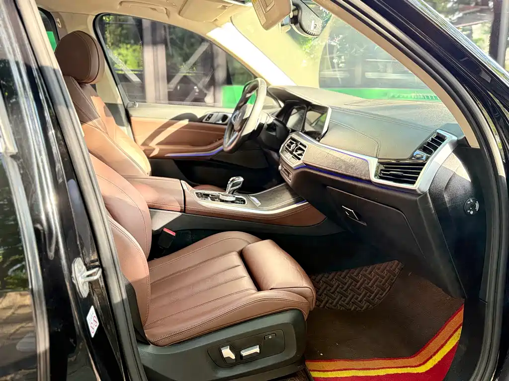 BMW X5 (Import) — миниатюра 11