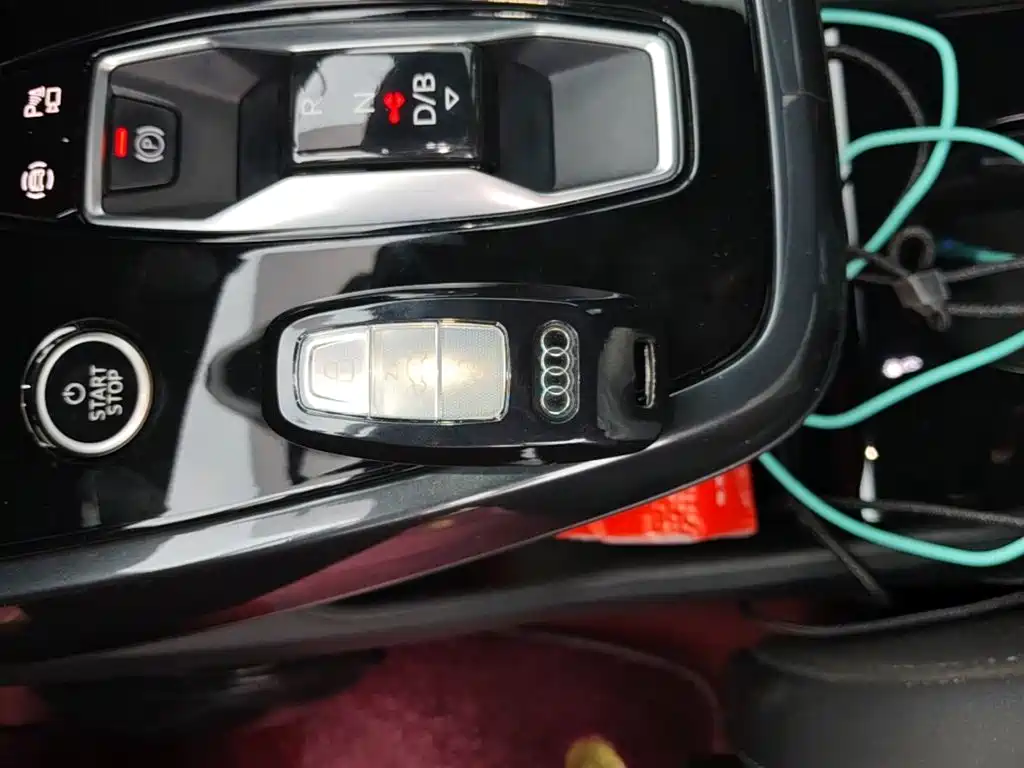 Audi Q4 e-tron — миниатюра 9