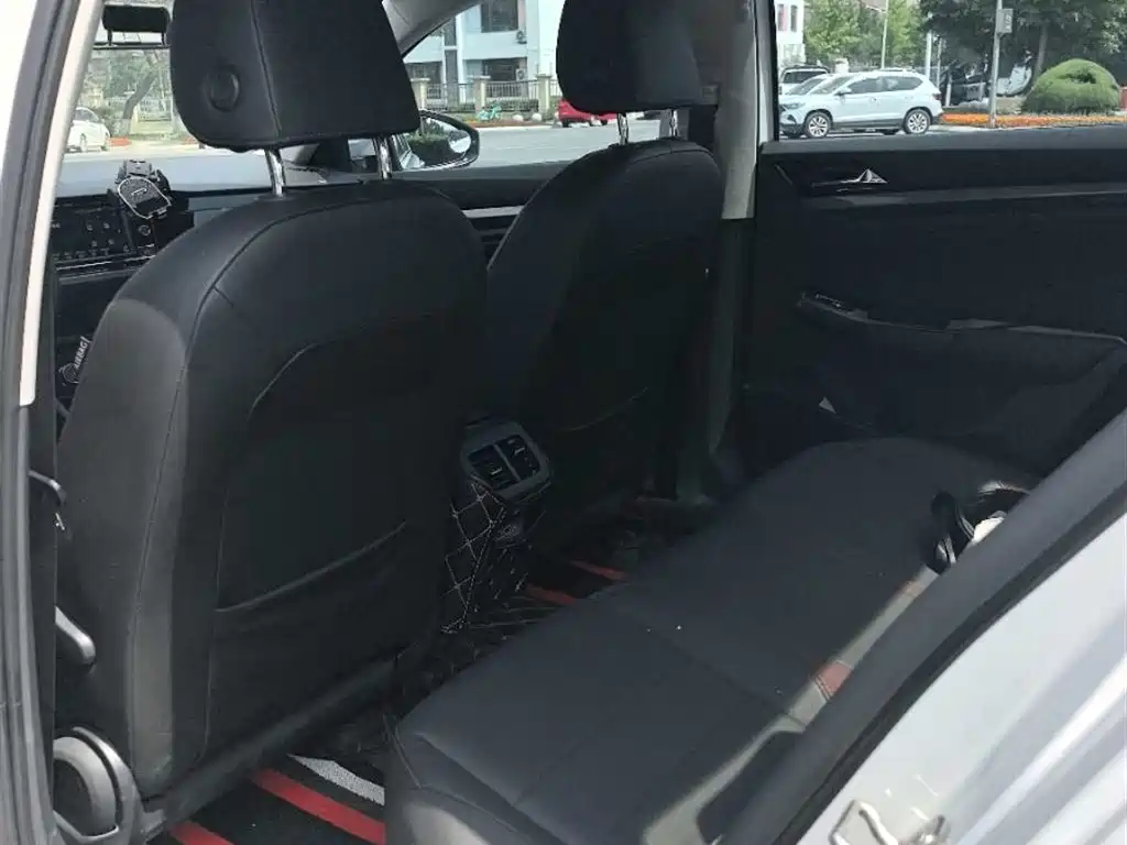 Volkswagen Bora 2020 1.5L AT Comfort