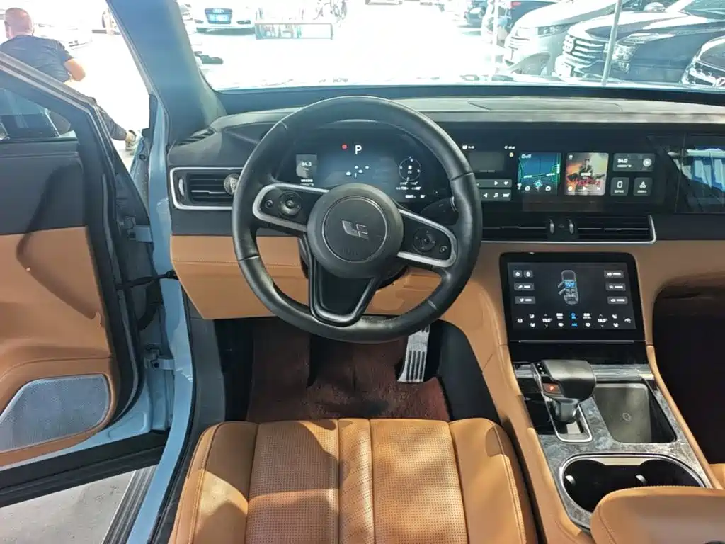 Li Auto Li ONE — миниатюра 11