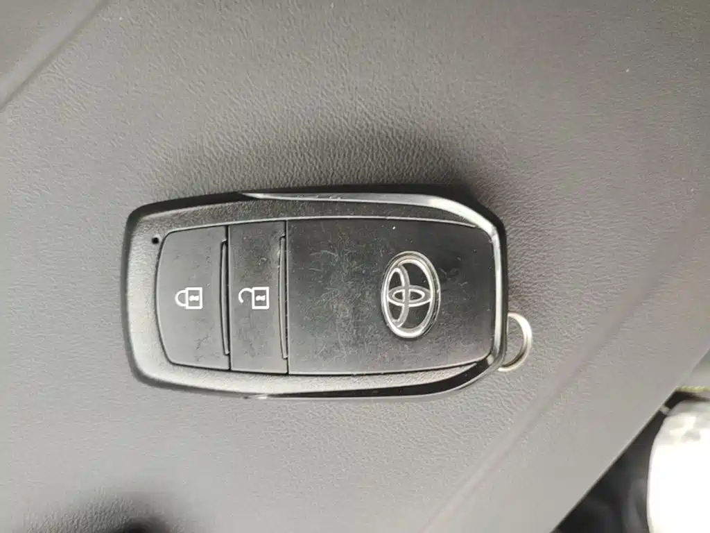 Toyota bZ5 — миниатюра 9