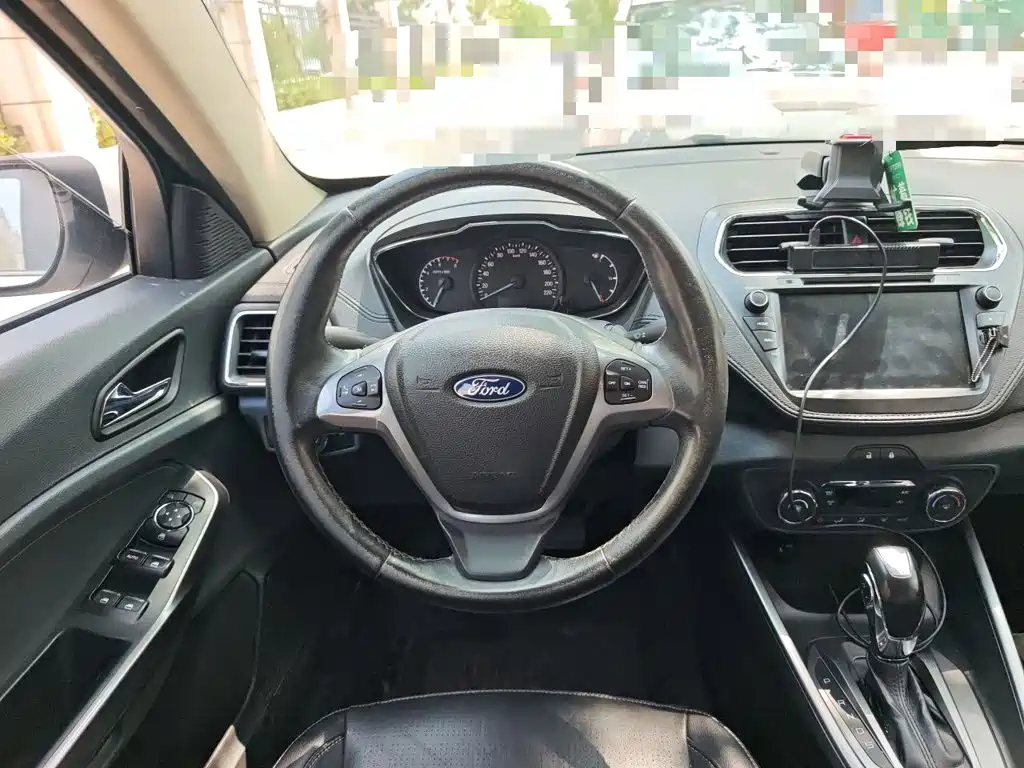 Ford Escort — миниатюра 3