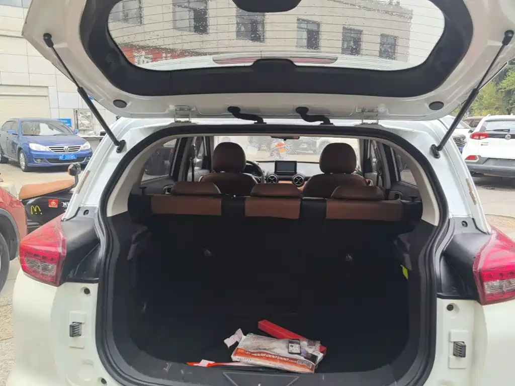BAIC Senova X35 — миниатюра 19