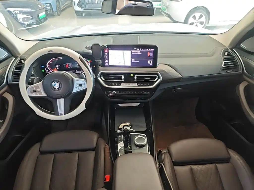 BMW X3 — миниатюра 10