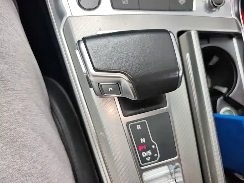 Audi A6L — миниатюра 7