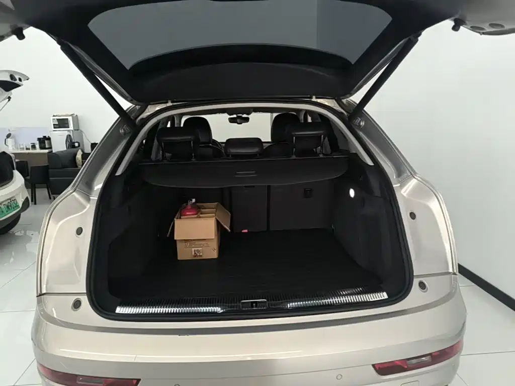 Audi Q3 — миниатюра 19