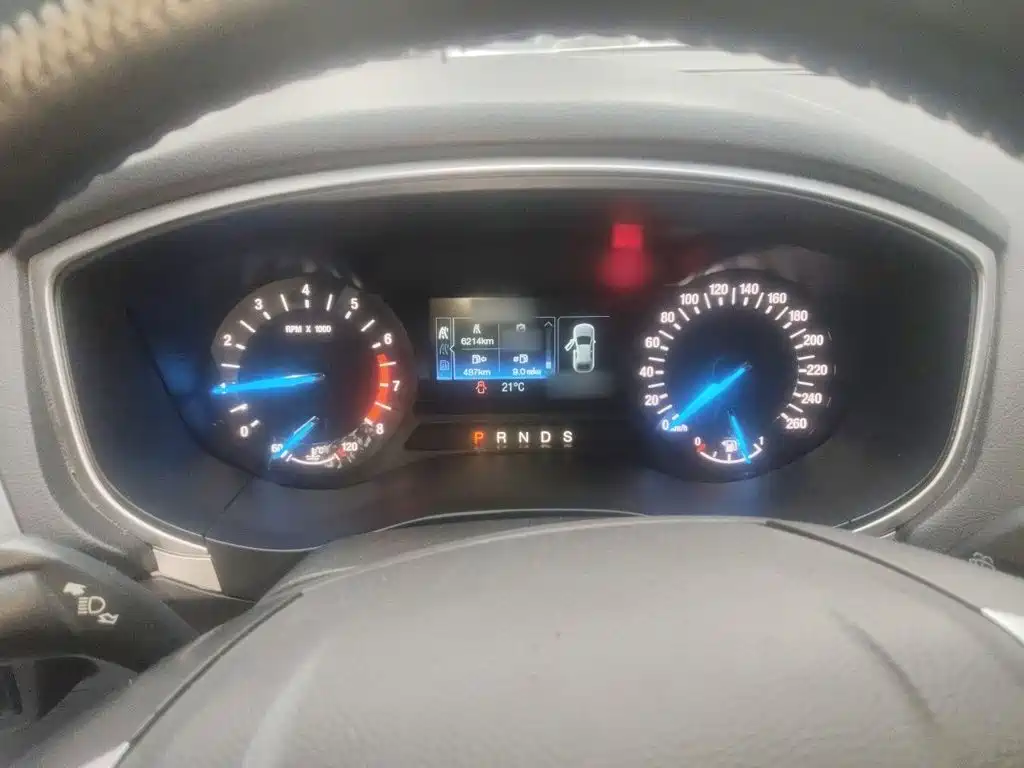 Ford Mondeo — миниатюра 4
