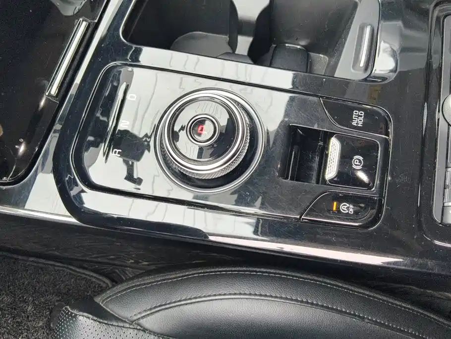 Kia K5 — миниатюра 16