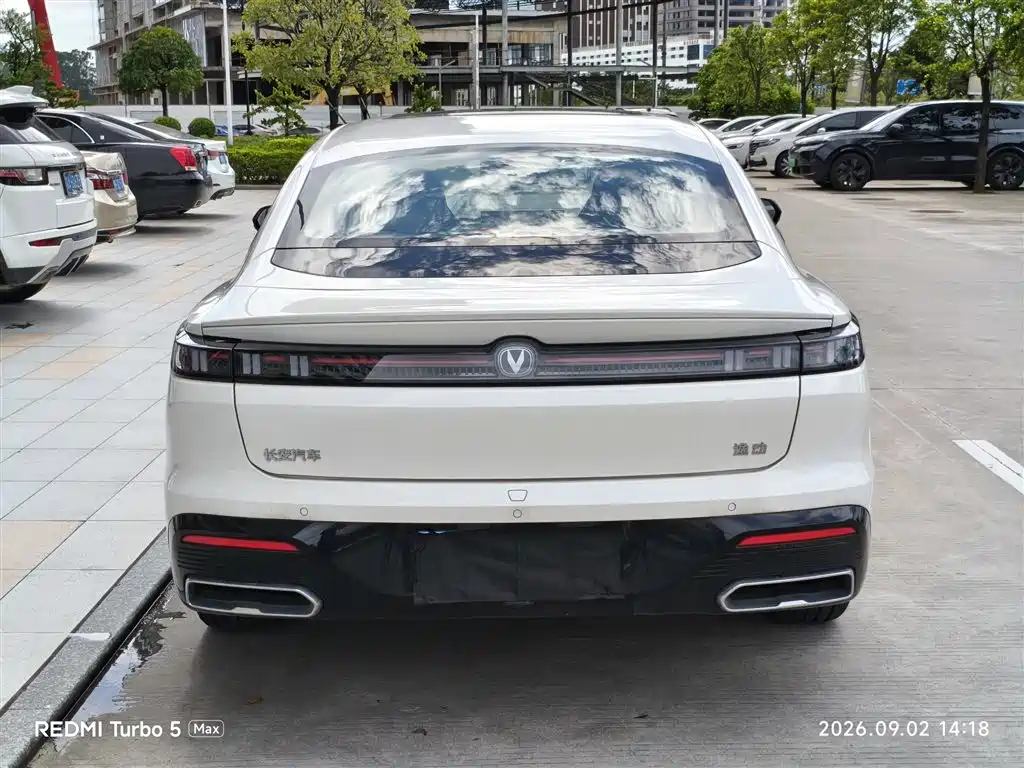 Changan Eado — миниатюра 8