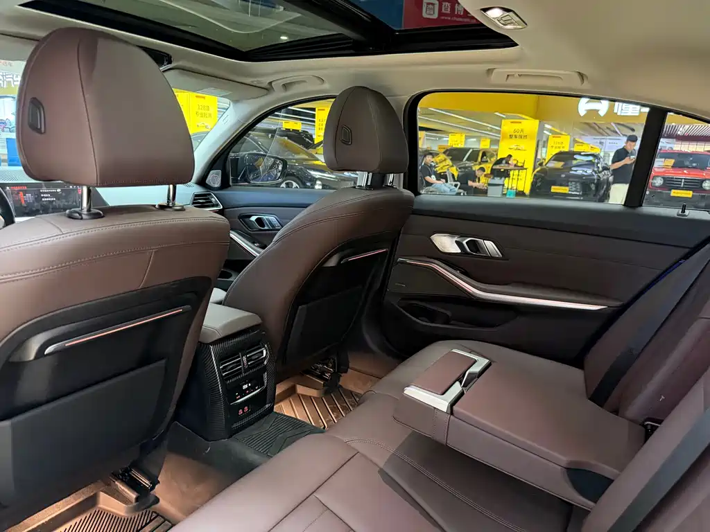 BMW 3 Series — миниатюра 8