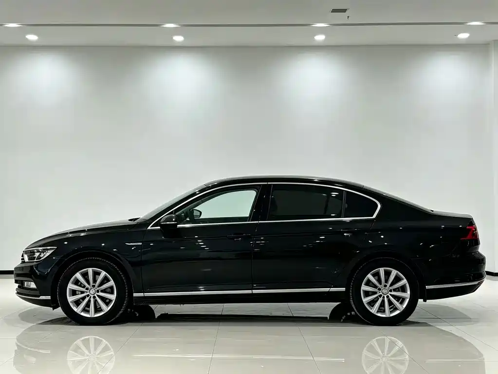 Volkswagen Magotan — миниатюра 8