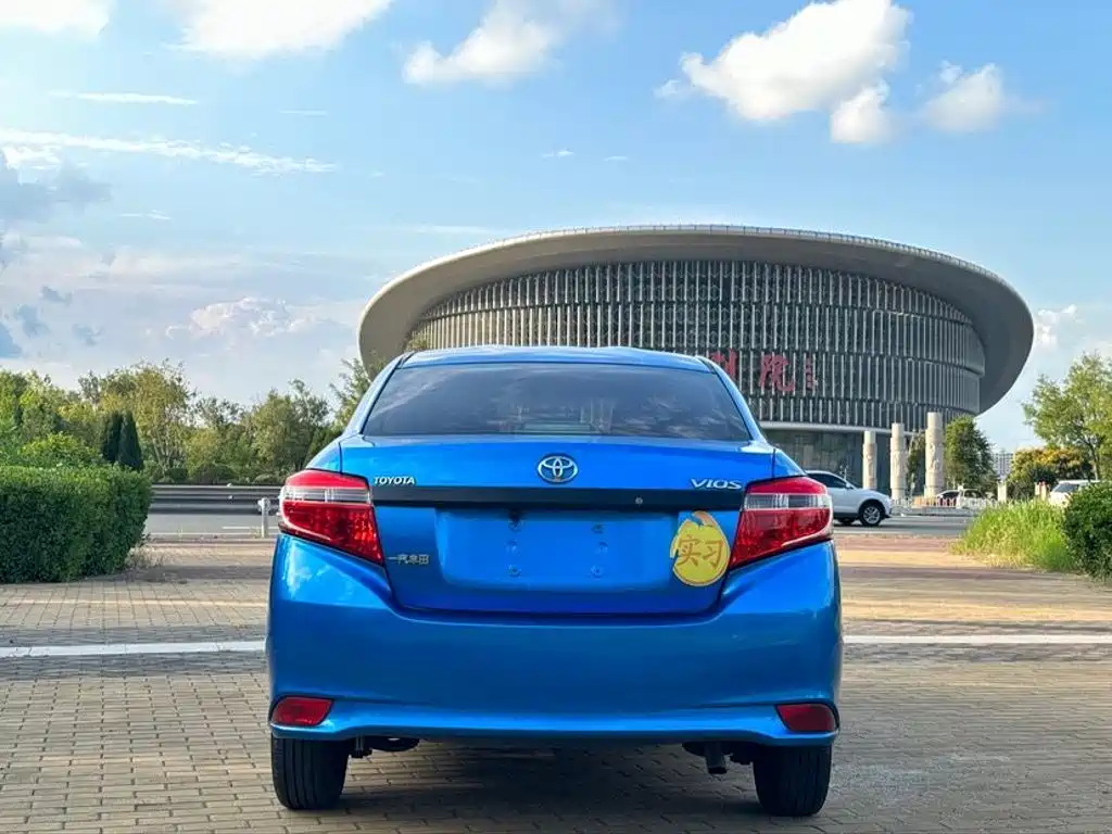 Toyota Vios — миниатюра 5