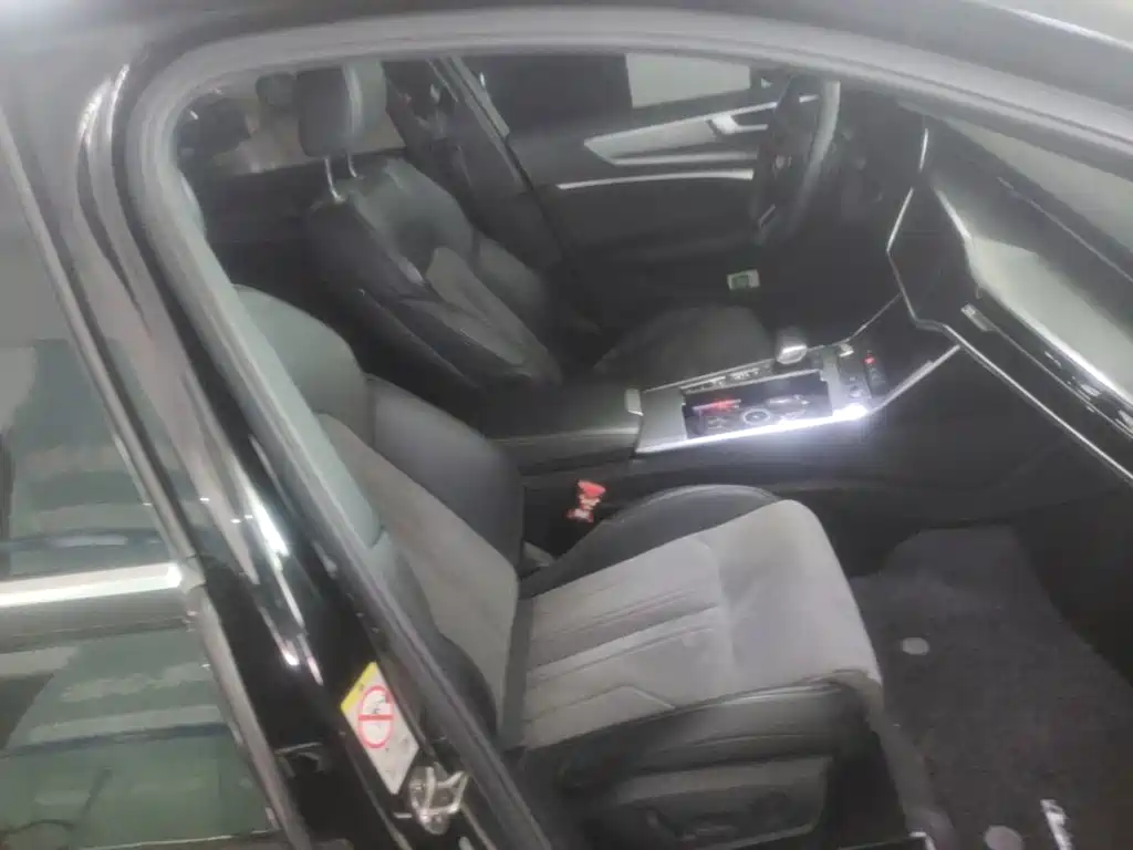 Audi A6L — миниатюра 25