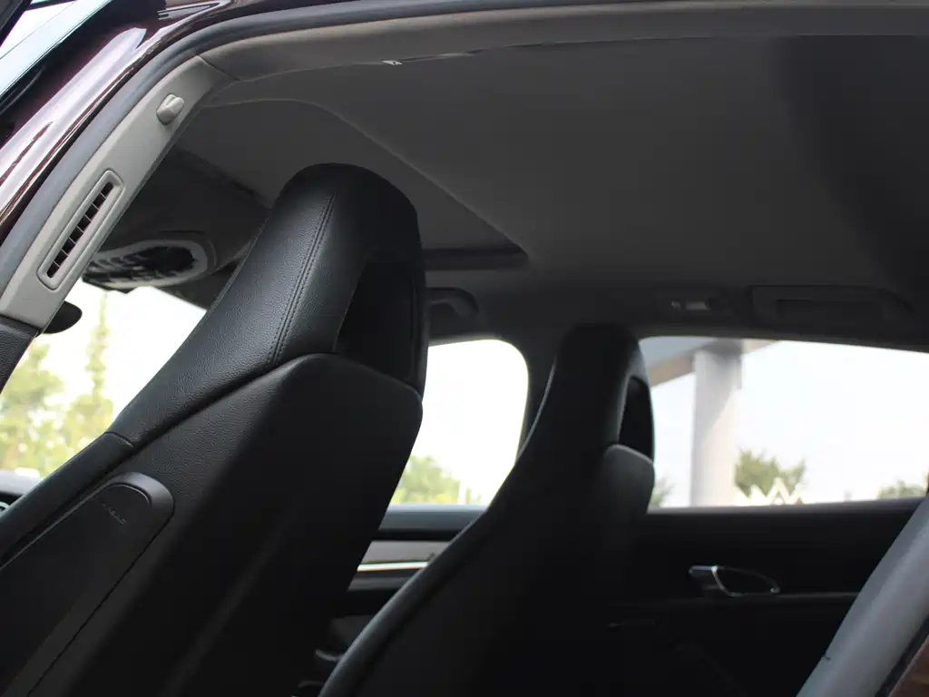 Porsche Panamera — миниатюра 10