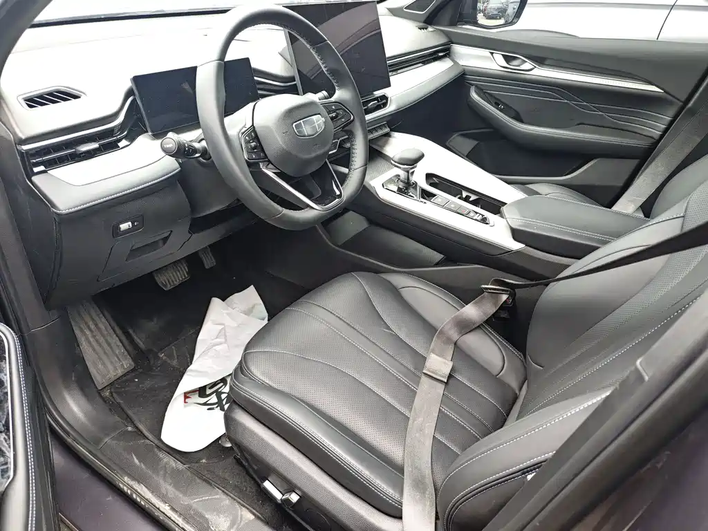 Geely Preface 2025 1.5TD