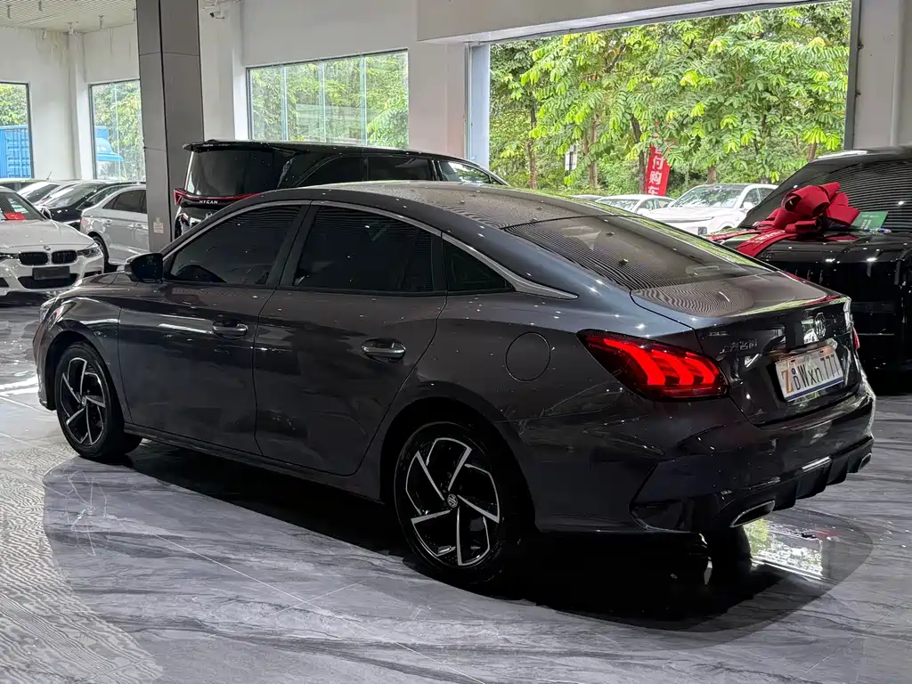 MG MG5 — миниатюра 31