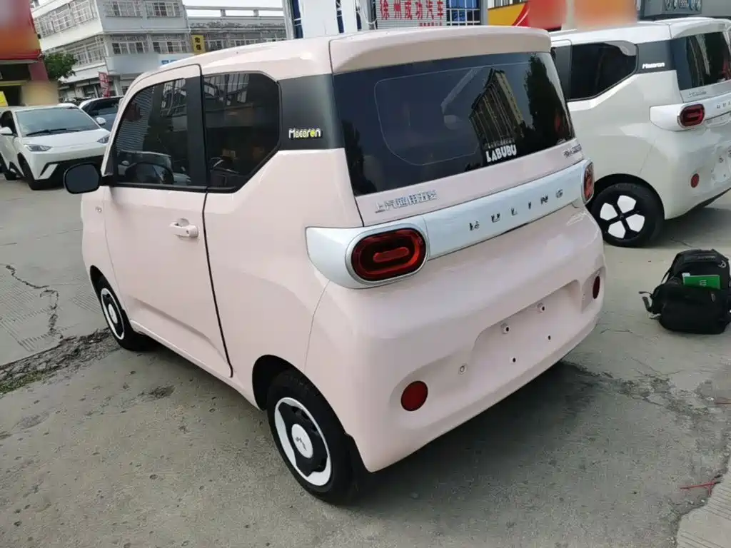 Wuling MINIEV — миниатюра 5