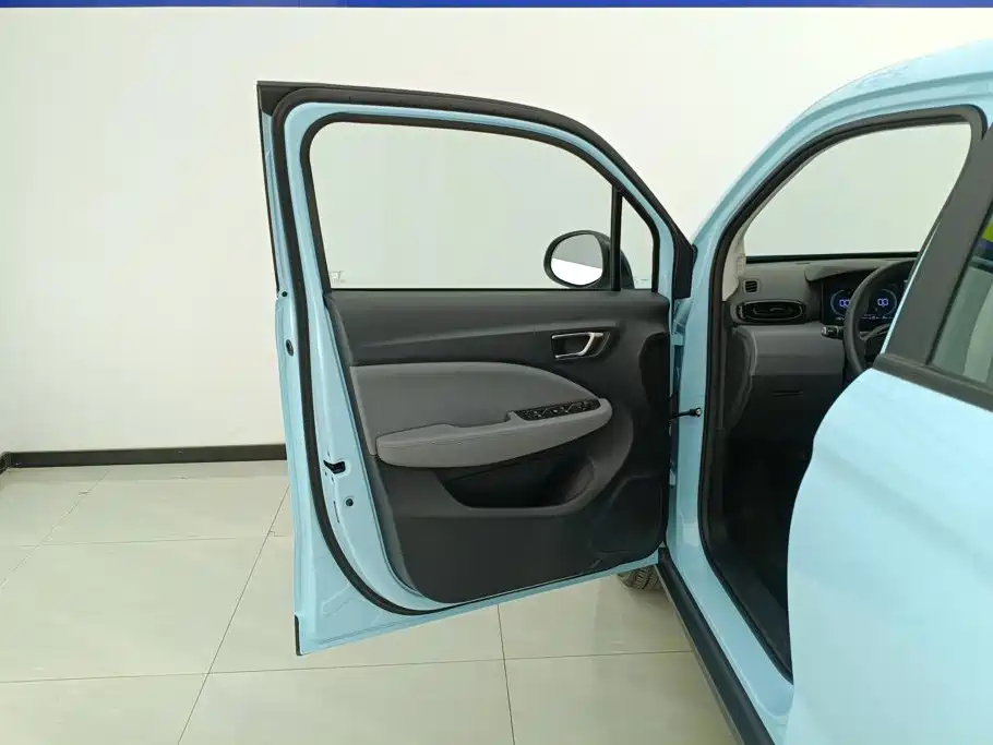 Leapmotor Leapmotor T03 — миниатюра 7