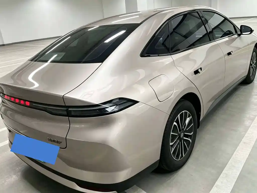 Nissan N6 - фото 4