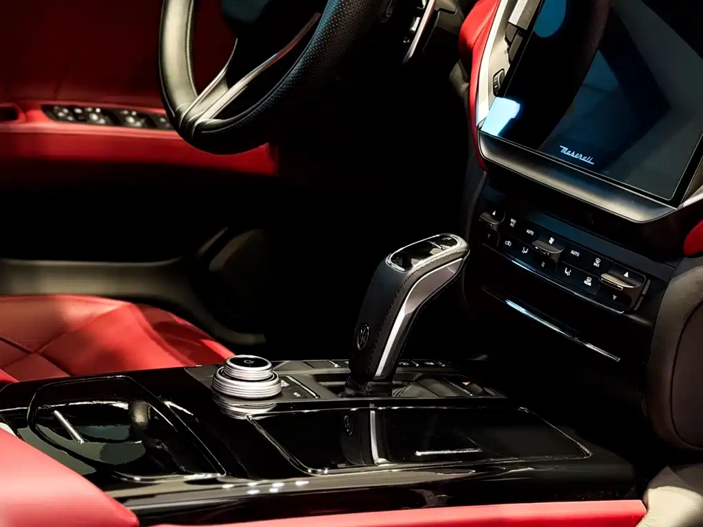Maserati Ghibli — миниатюра 19