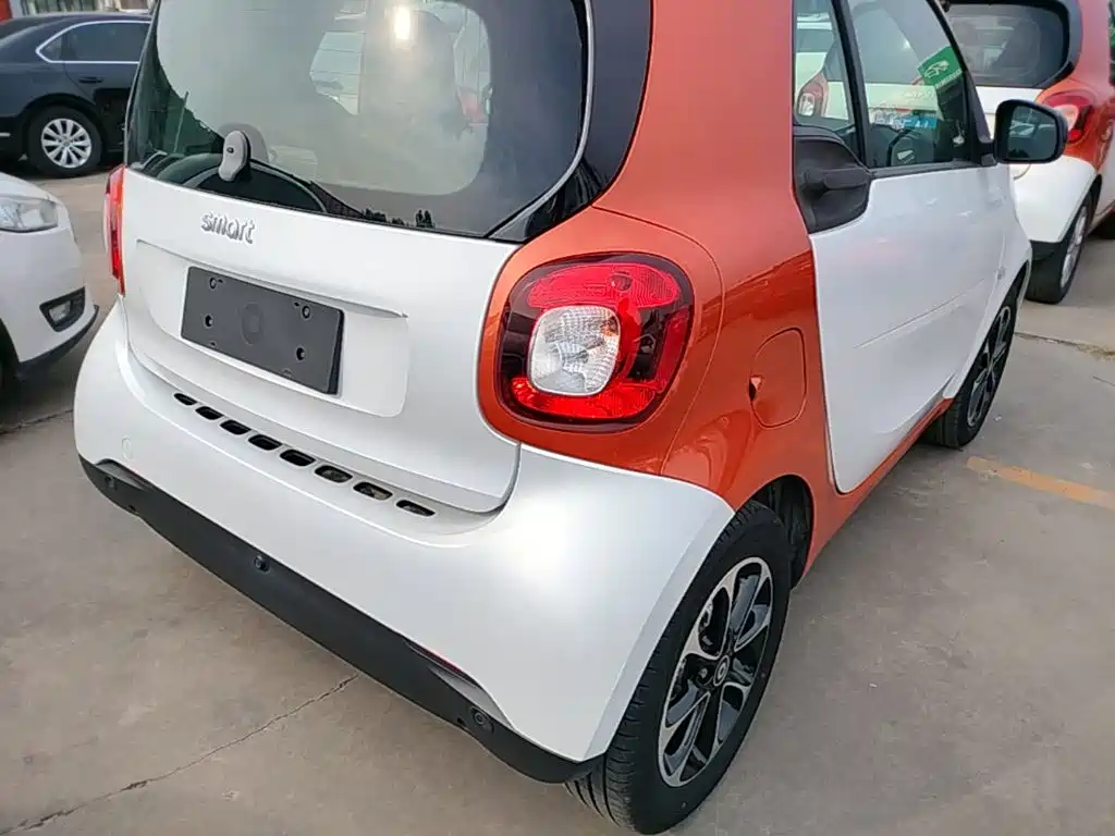 smart Smart Fortwo — миниатюра 8