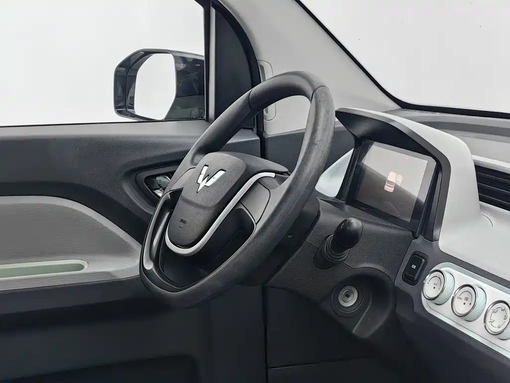 Wuling MINIEV — миниатюра 22