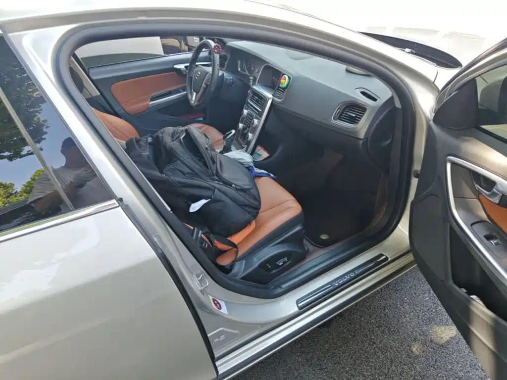 Volvo S60 — миниатюра 11