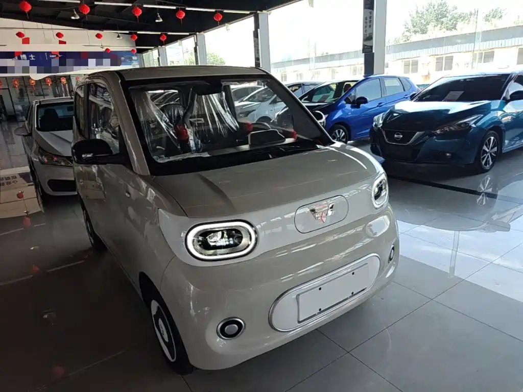 Wuling MINIEV — миниатюра 4