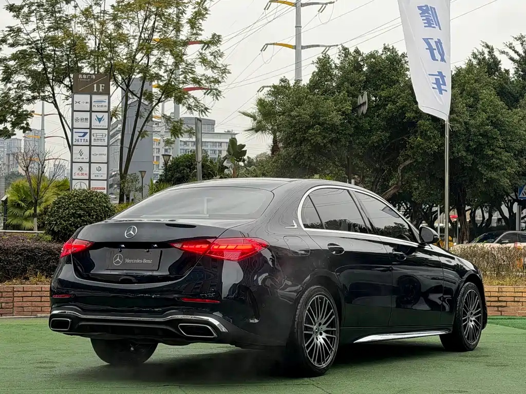 MERCEDES-BENZ C CLASS