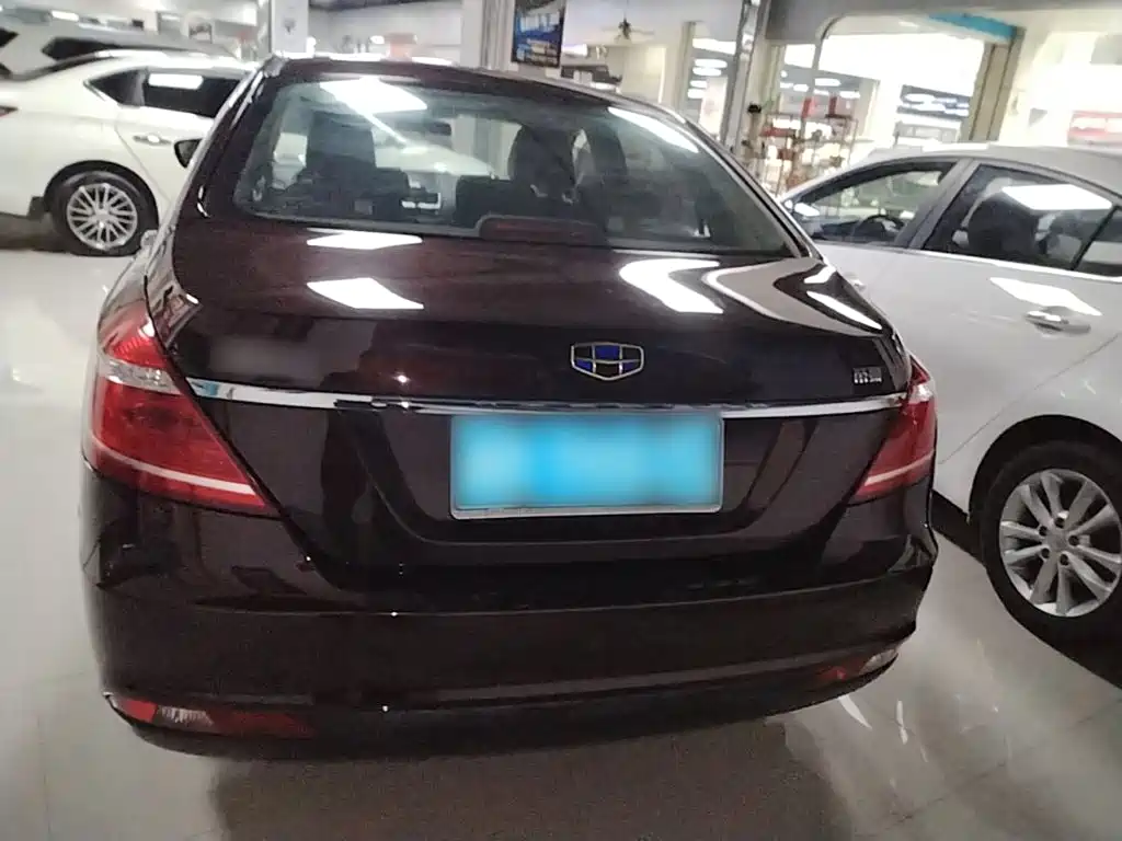 Geely Emgrand — миниатюра 6
