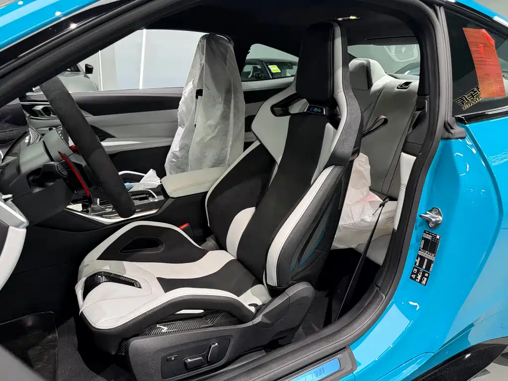 BMW M4 2024 M4 M xDrive