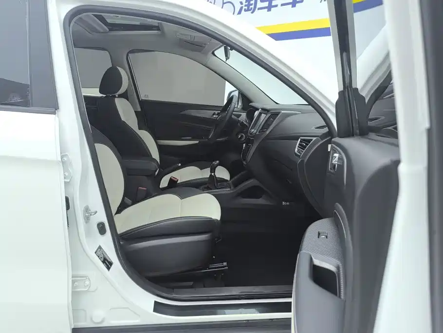 Changan CS35 — миниатюра 8