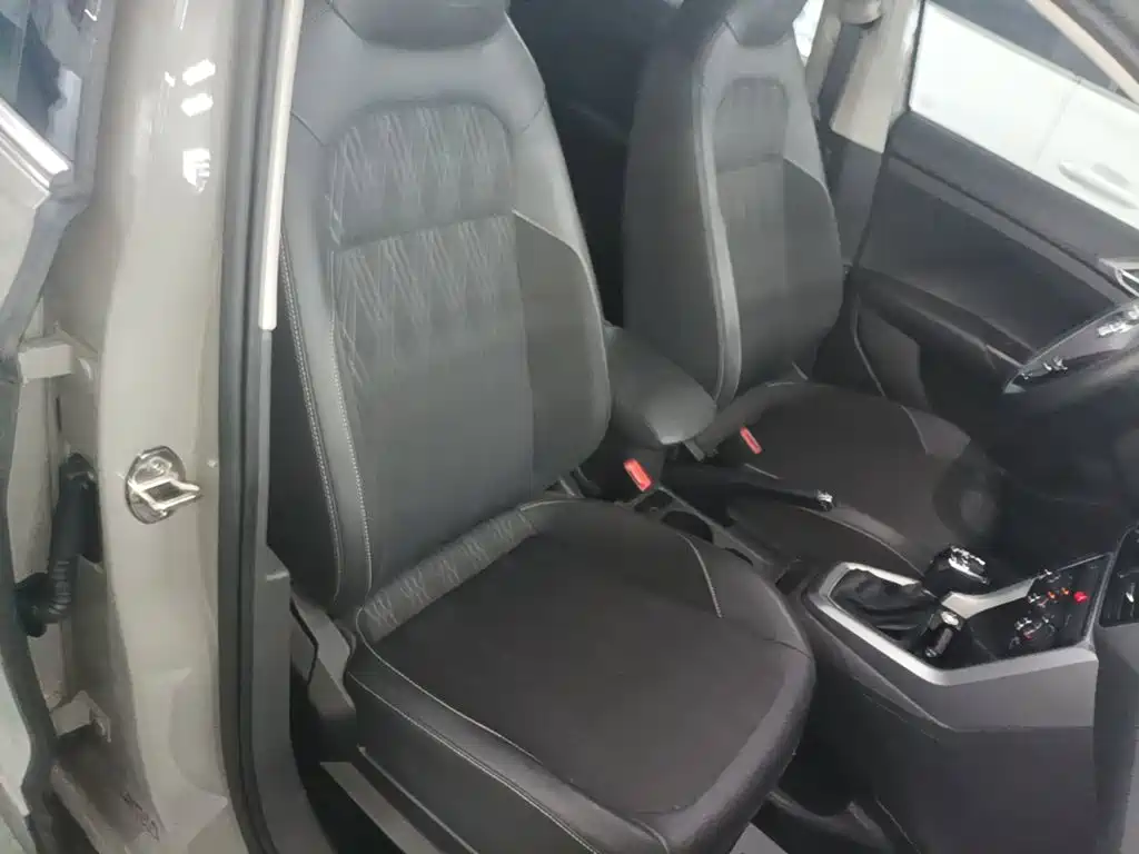 Volkswagen T-Cross — миниатюра 25