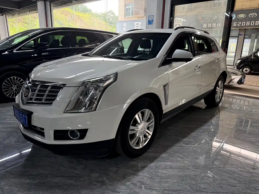 Cadillac SRX — миниатюра 2