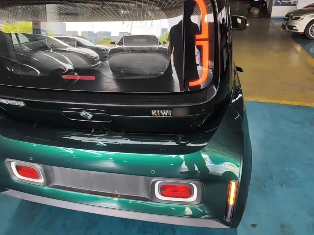 Baojun KiWi EV — миниатюра 8