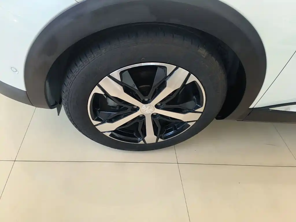 Peugeot 4008 — миниатюра 23