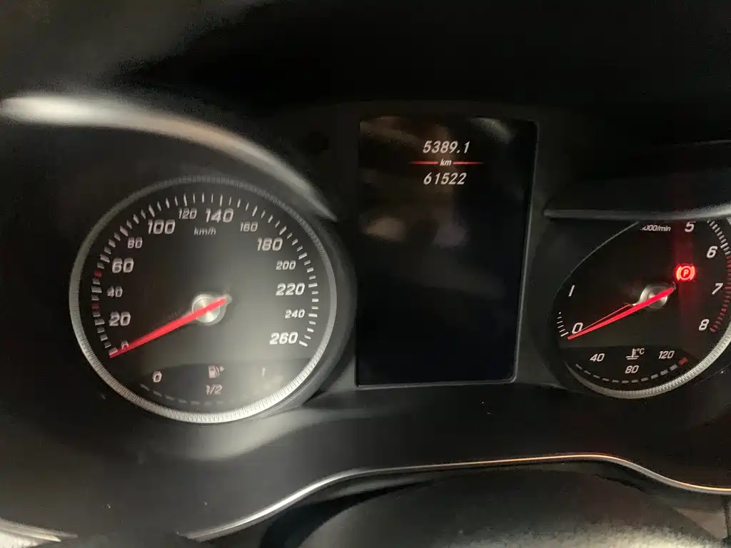 Mercedes-Benz GLC 2018 GLC 300 4MATIC